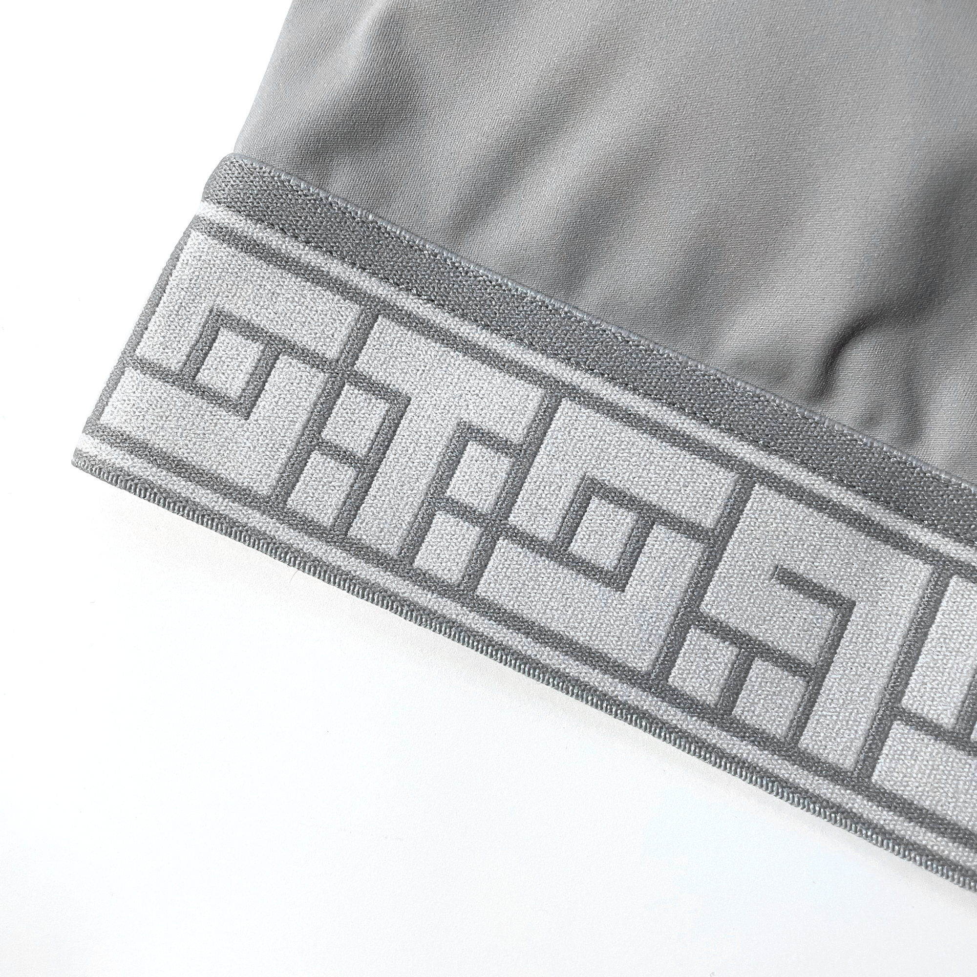 (Pre-Sale) Human Dream / Sports Bra & Shorts Set