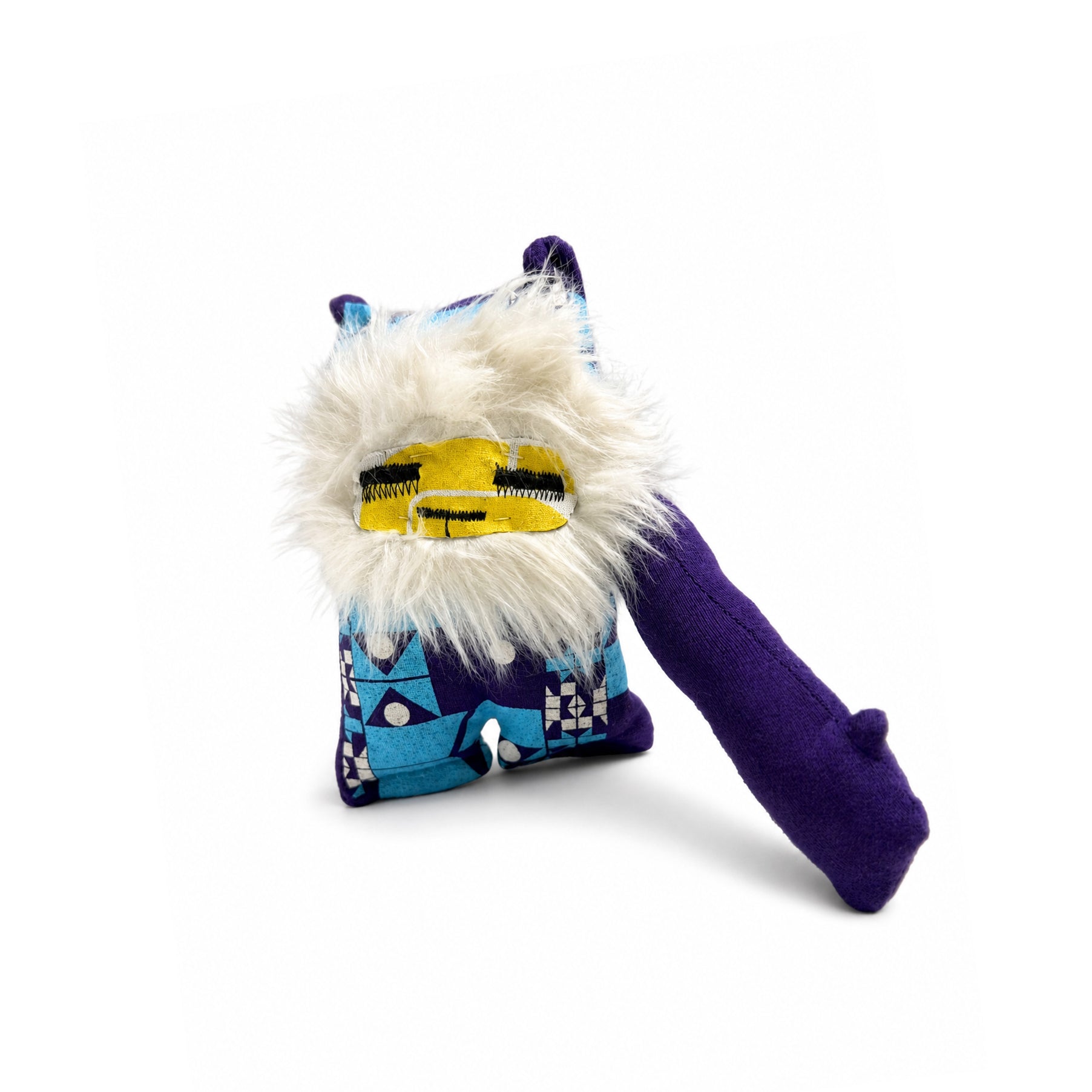 Vault / Item No.0010 [Peaceblaster Doll]